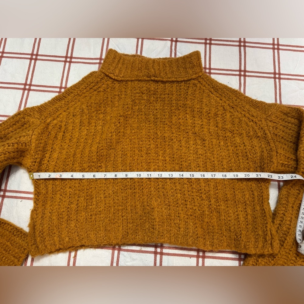 Free People Alpine Gold Yellow Oversized Crop Sweater Wool/Alpaca Sz XS EUC - Picture 6 of 7